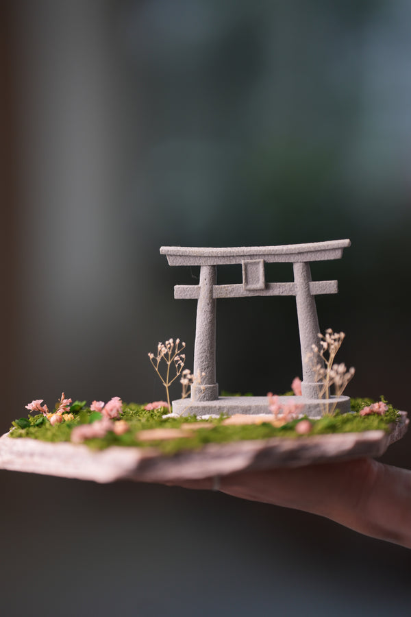 A Path in the East - Spring (Preserved Plants)
