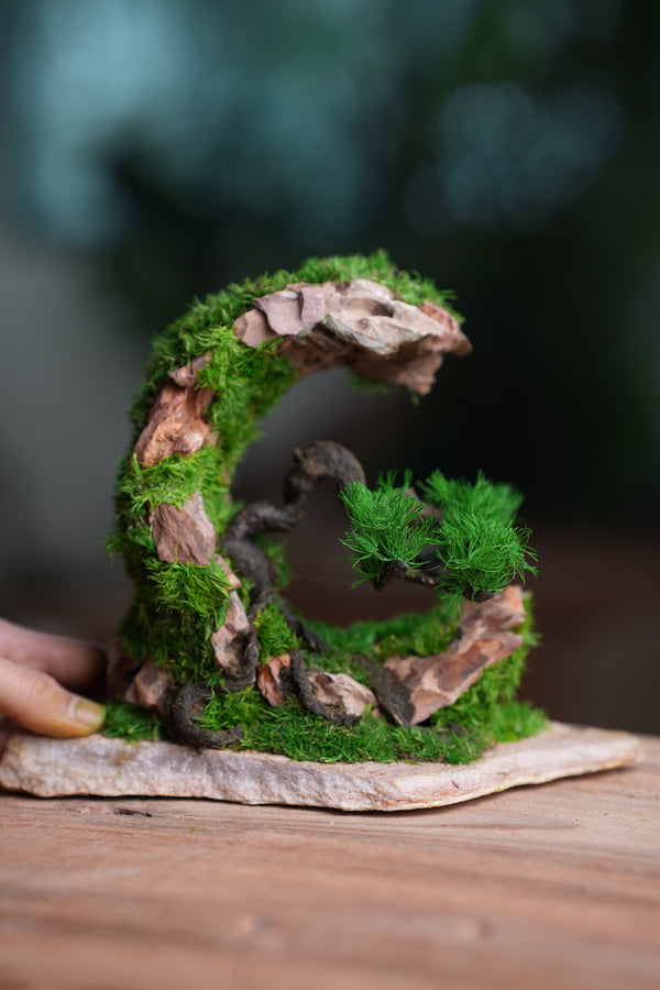 Iron Song of the Earth - Half Moon (Preserved Plant + Metal Craft)