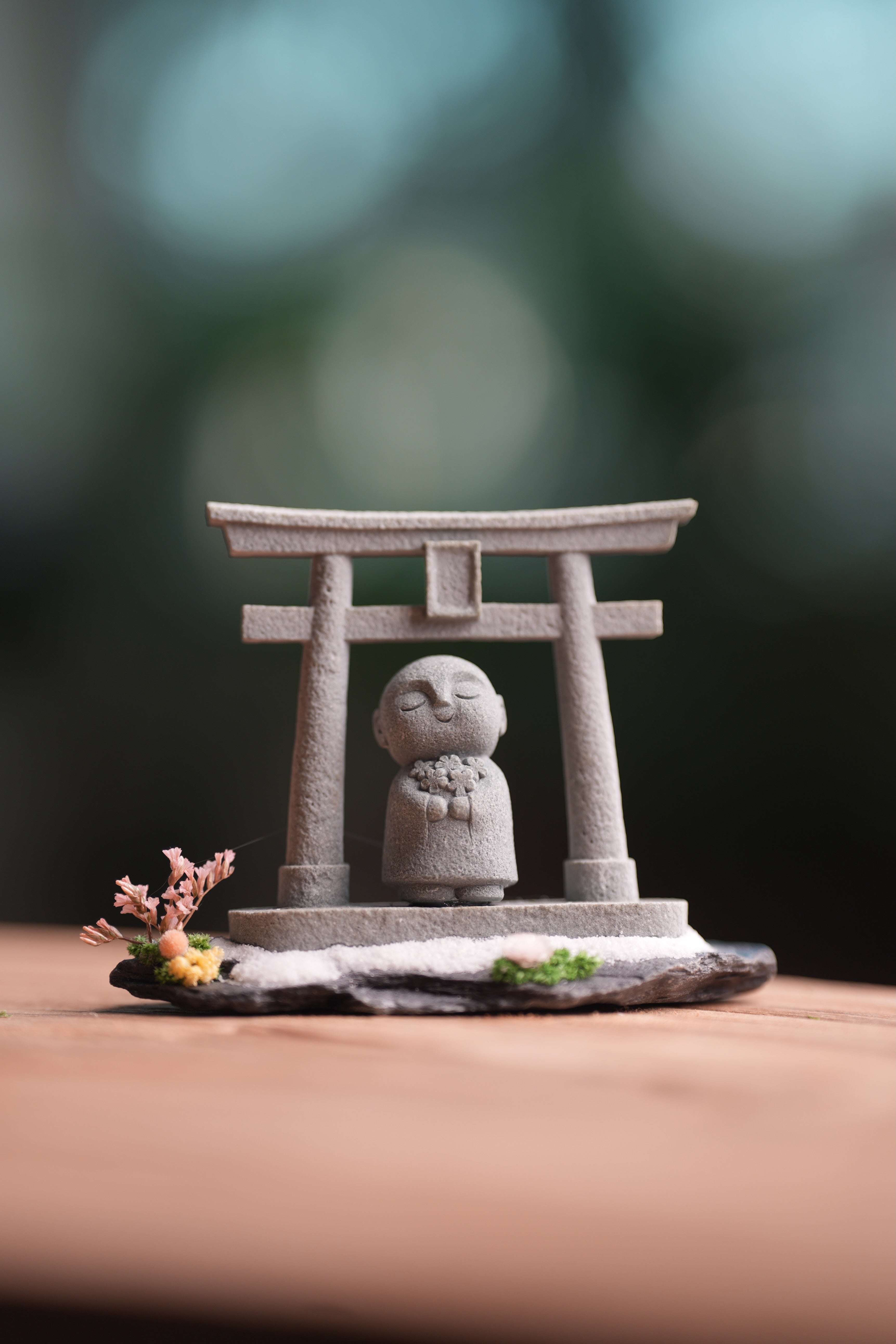 A Path in the East - Tori & Journeyman (Preserved Plants)