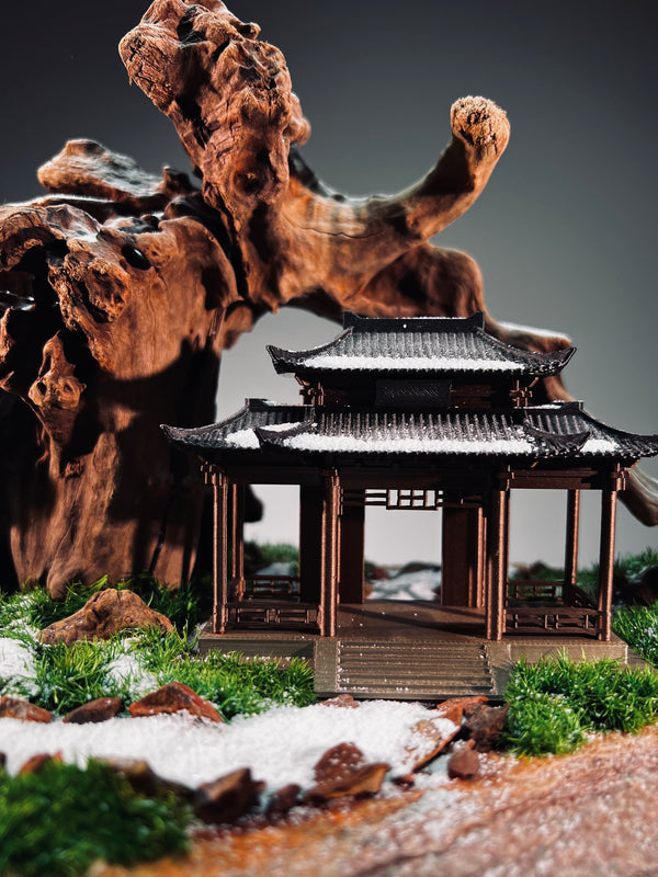 Blackwood Cliff - A Path in the East - Snowfall (Preserved Plants)