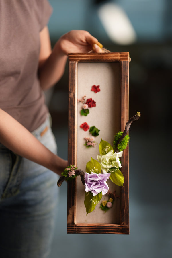 Children of the Forest - Gardenia Wall Hanging edition (Preserved Plants)