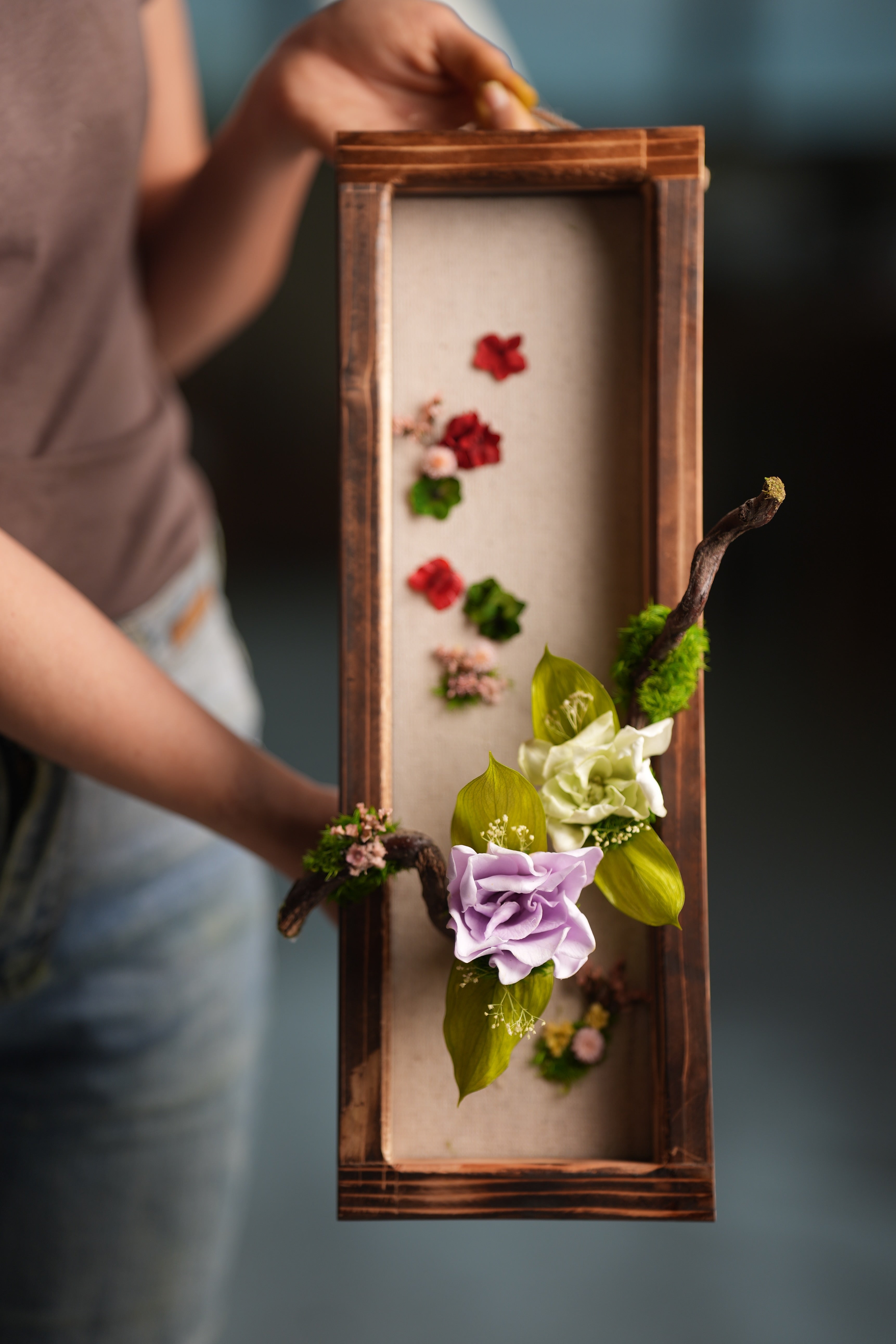 Children of the Forest - Gardenia Wall Hanging edition (Preserved Plants)