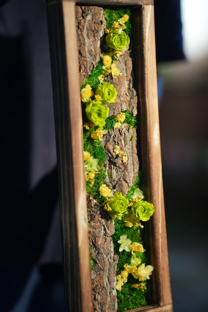 Children of the Forest - Wall Hanging edition - Mini Rose (Preserved Plants)