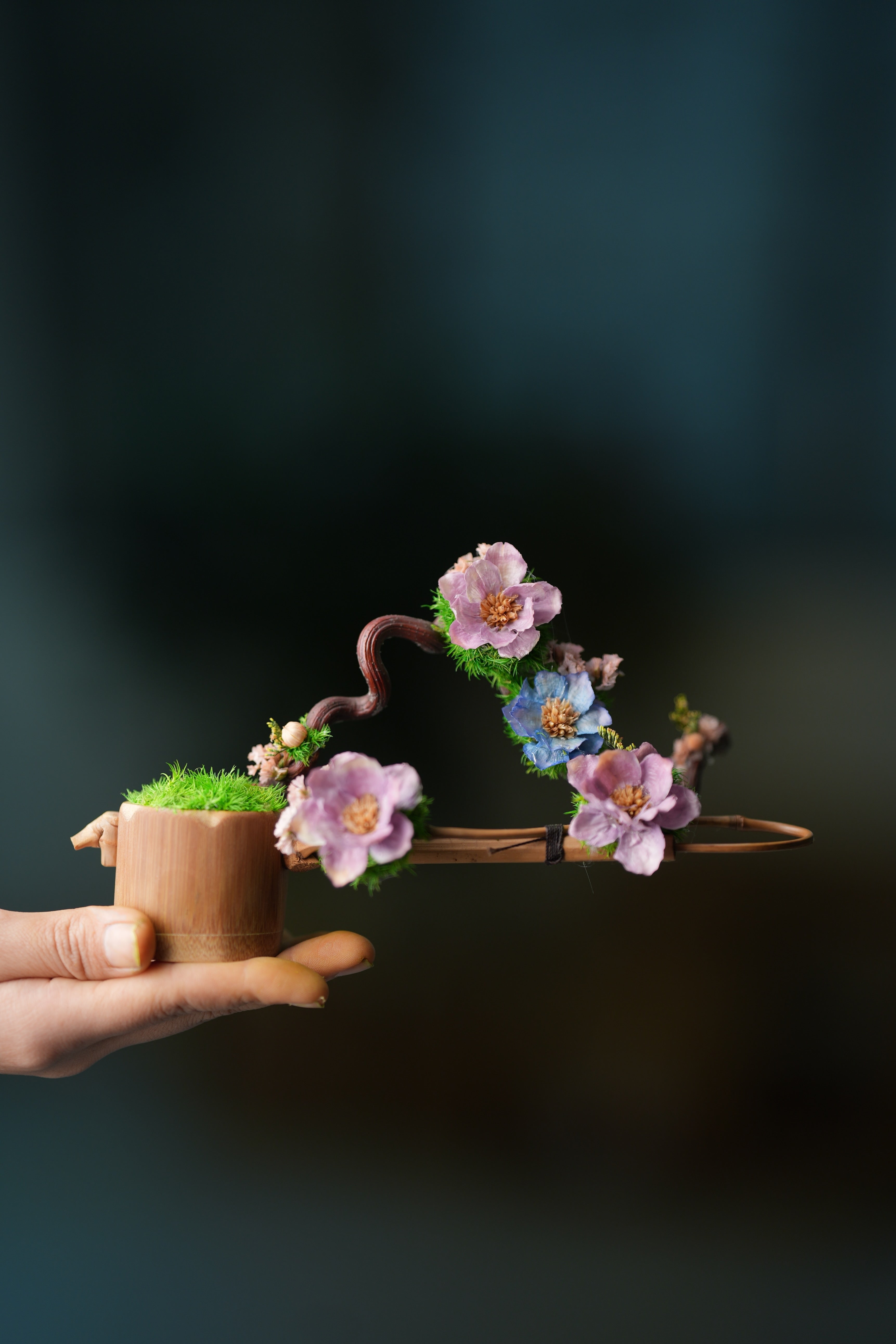 Children of the Forest - Bamboo Curve (Preserved Plants)