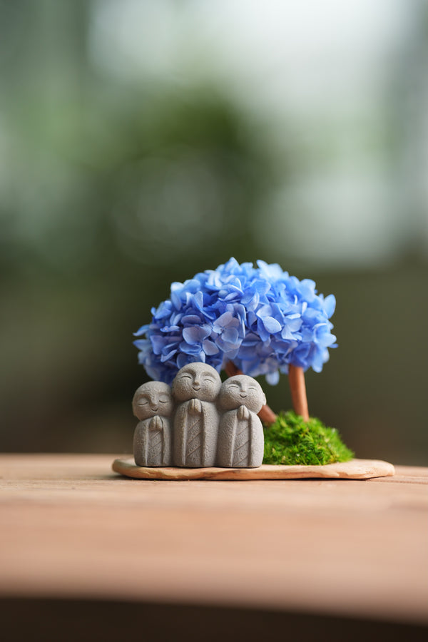 A Small Tree in the East - Blue Dream - Trio of Everjoy (Preserved Plants)