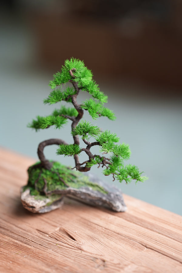 Iron Song of the Earth - White Pine (Preserved Plant + Metal Craft)