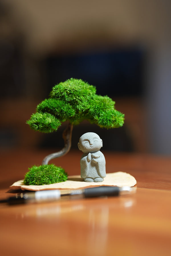 A Small Tree in the East - Classics - Journeyman