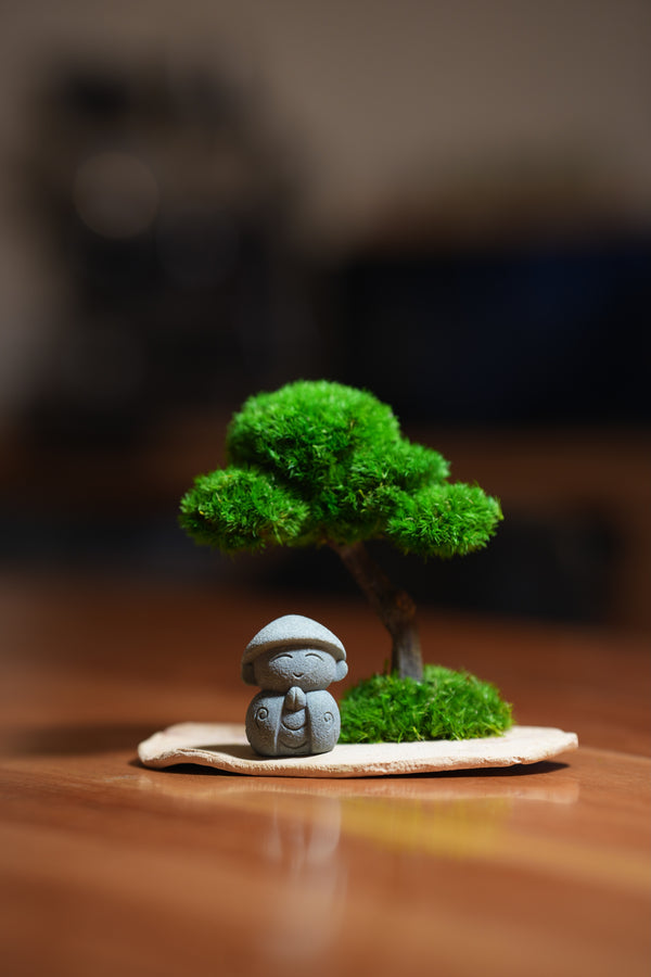 A Small Tree in the East - Classics - Journeyman