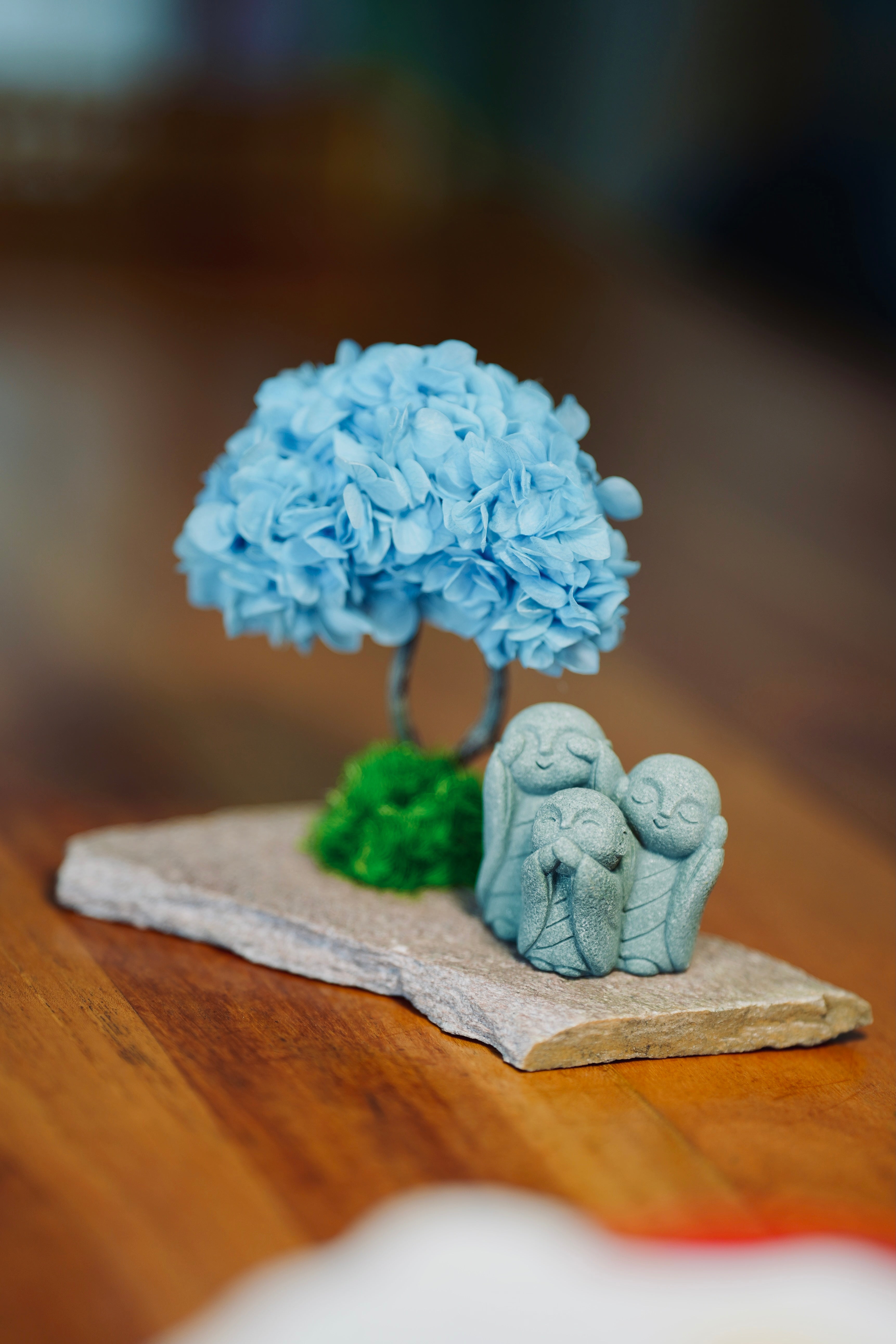 A Small Tree in the East - Blue Dream - Journeyman