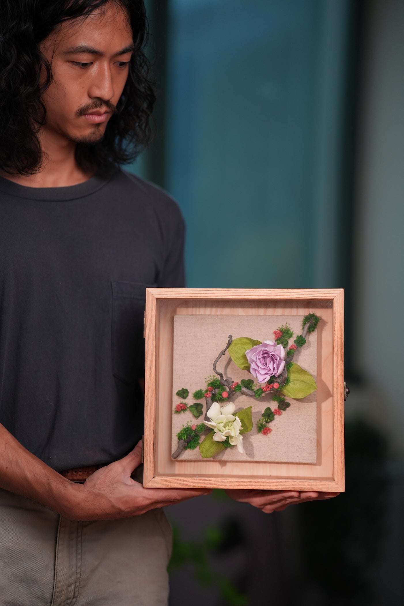 Children of the Forest - Gardenia Wall Hanging (Preserved Plants)