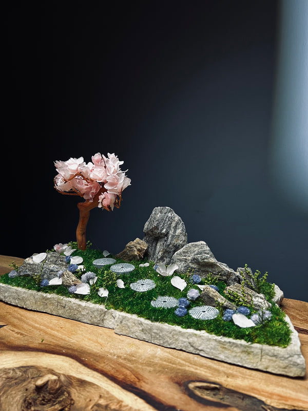 Violet Hill - Sakura edition - Large version (Preserved Plants)